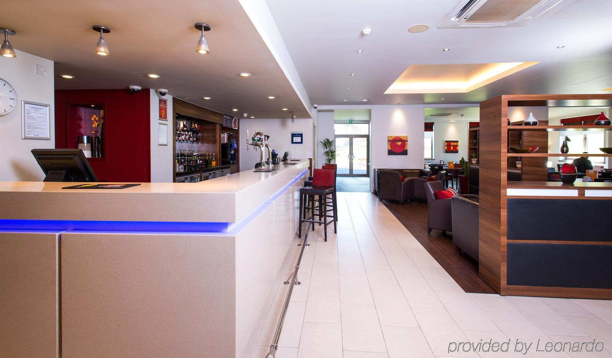Holiday Inn Express London - Dartford By Ihg Extérieur photo
