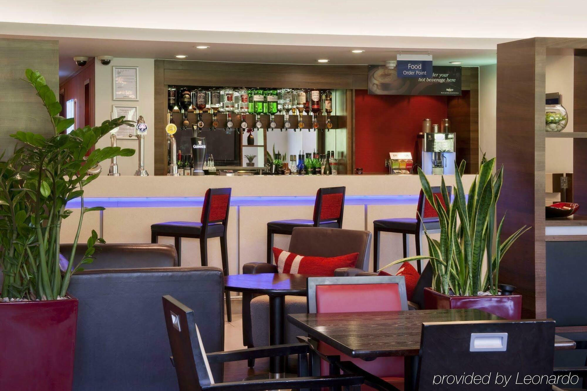 Holiday Inn Express London - Dartford By Ihg Extérieur photo